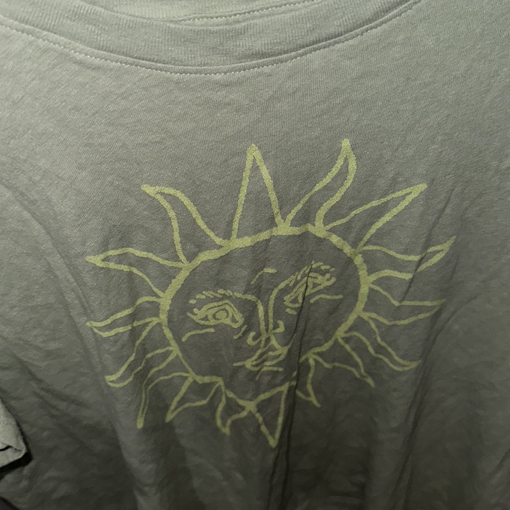 American eagle top - Picture 2 of 3